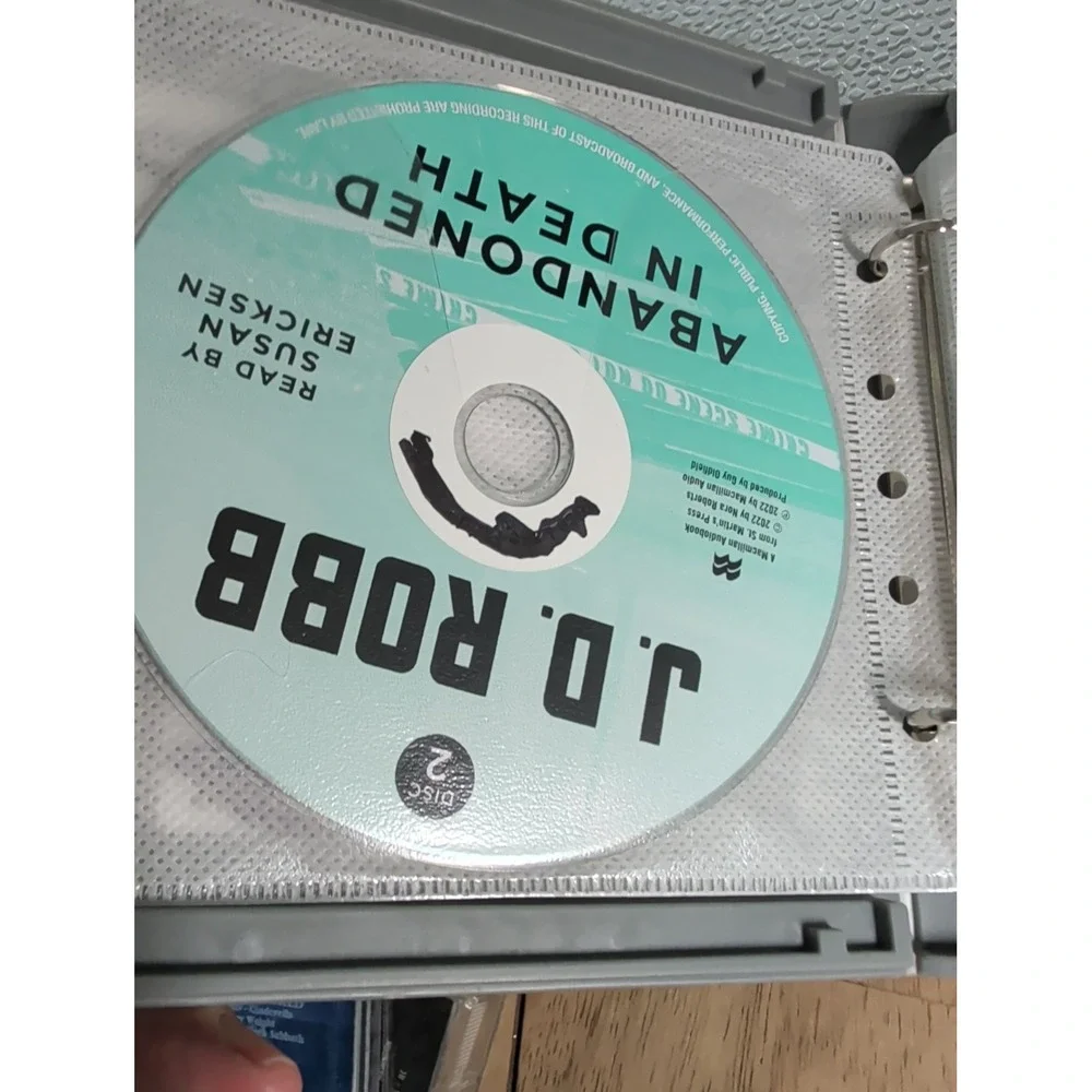Abandoned in Death (In Death, 54) - Audio CD By Robb, J D GOOD